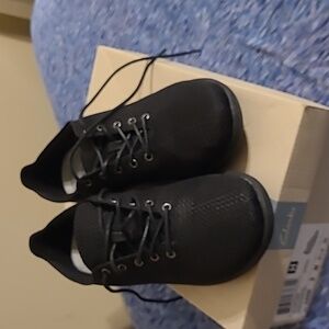 Sz 9 Clark's Cloud Steppers black shoes